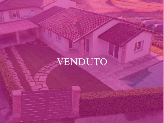 Casa con 6 locali in vendita in Via Maunera, Sommariva Perno