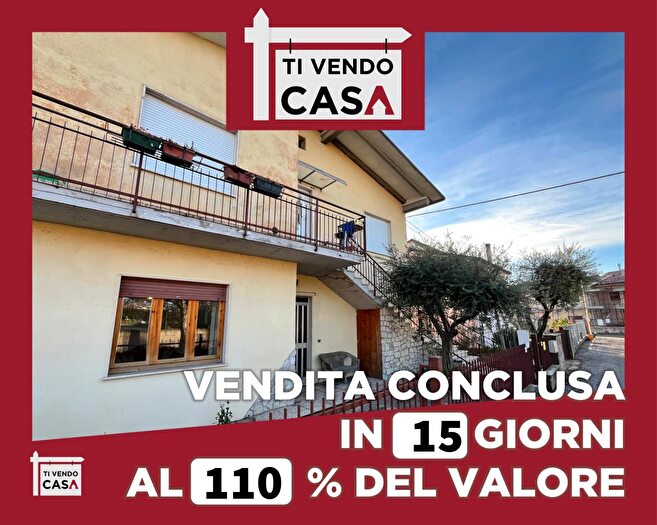Appartamento con 7 locali in vendita in Via Giacomo Aroldi, Montecchia Di Crosara