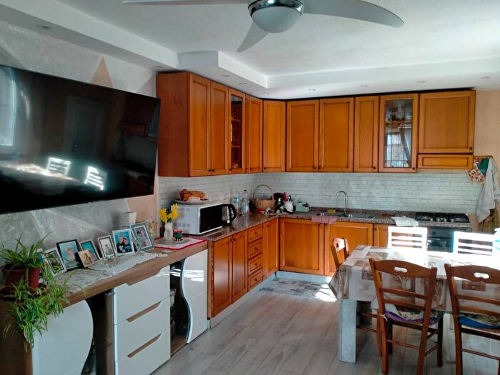 Casa con 6 locali in vendita in Via Nazionale, Sorbara, Bomporto