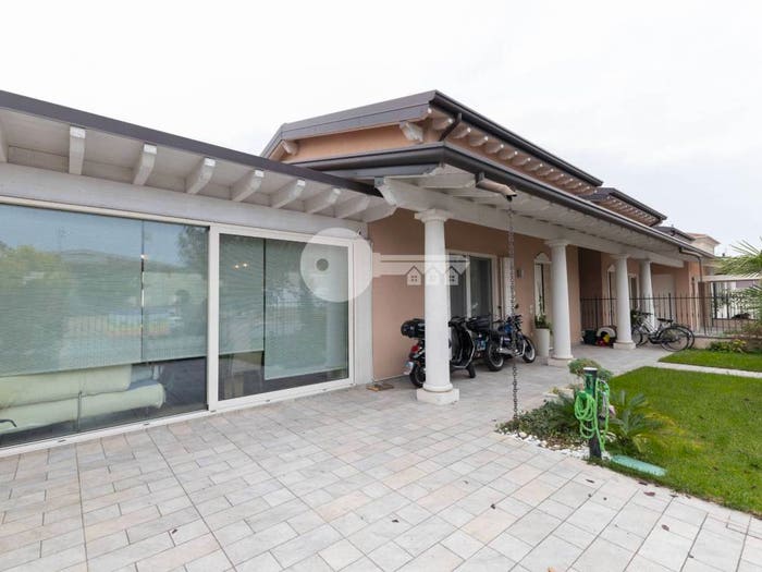 Casa quadrilocale in vendita in VIA NASSIRIYA, Centro, Ghedi