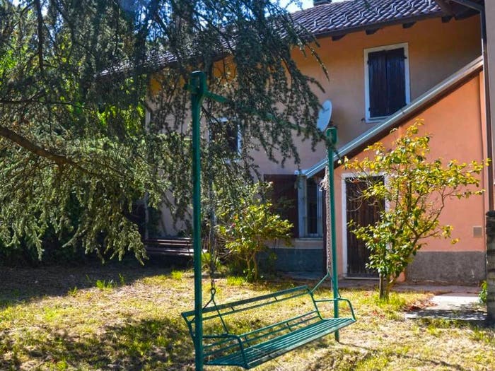 Casa con 6 locali in vendita in Località Bano, Melazzo