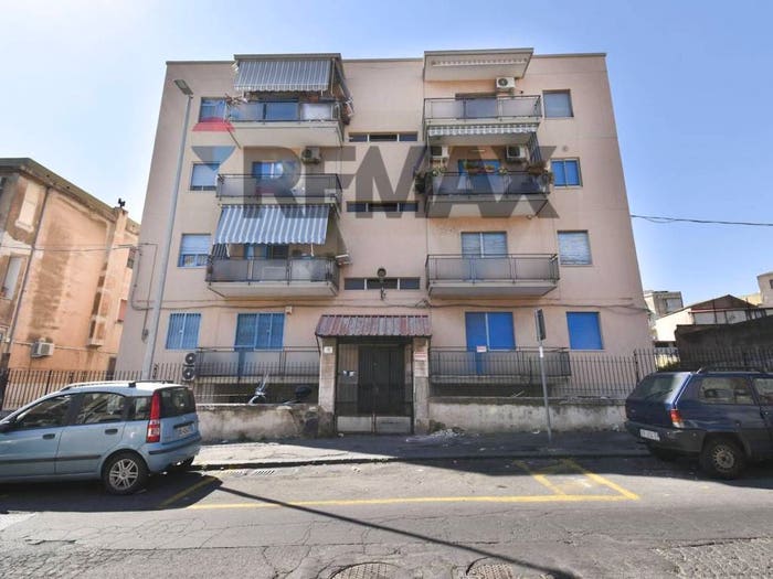Appartamento con 5 locali in vendita in Via Adamo, Concordia Acquicella Porto, Catania