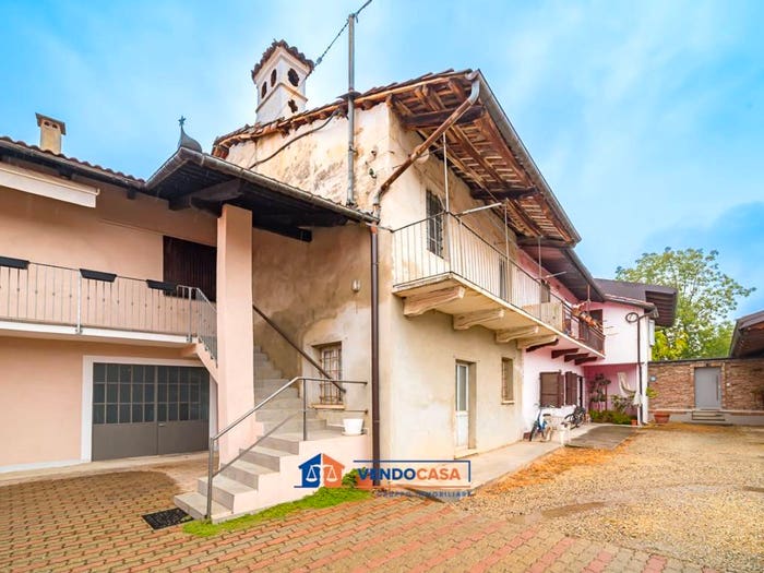 Casa quadrilocale in vendita in Via Martinetto, Centro, Cavallermaggiore