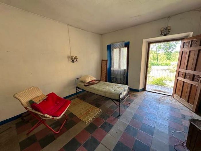 Casa con 6 locali in vendita in Via Angelo Valazza, Baraggia, Boca