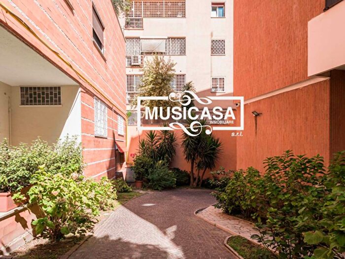 Casa con 6 locali in vendita in Piazzale delle Medaglie d'Oro, Medaglie d'Oro, Roma