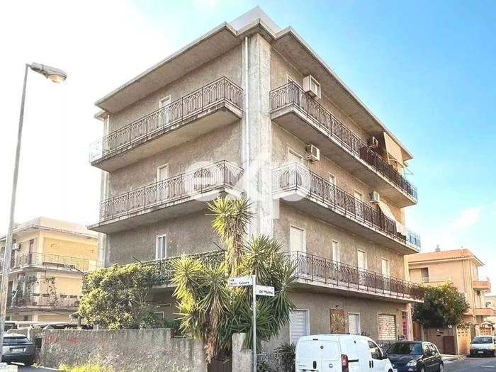 Appartamento trilocale in vendita in Via dei Marinai, Centro, Villafranca Tirrena