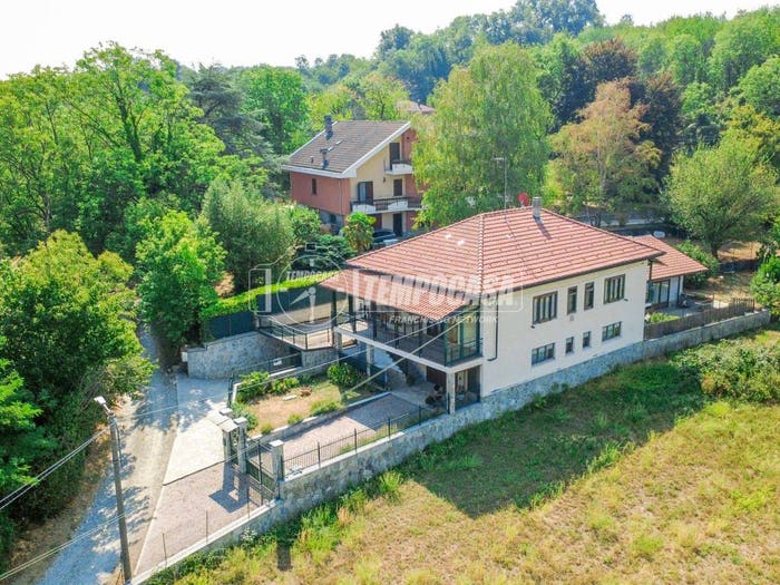 Casa con 6 locali in vendita in Via al Castello, Centro, Buttigliera Alta