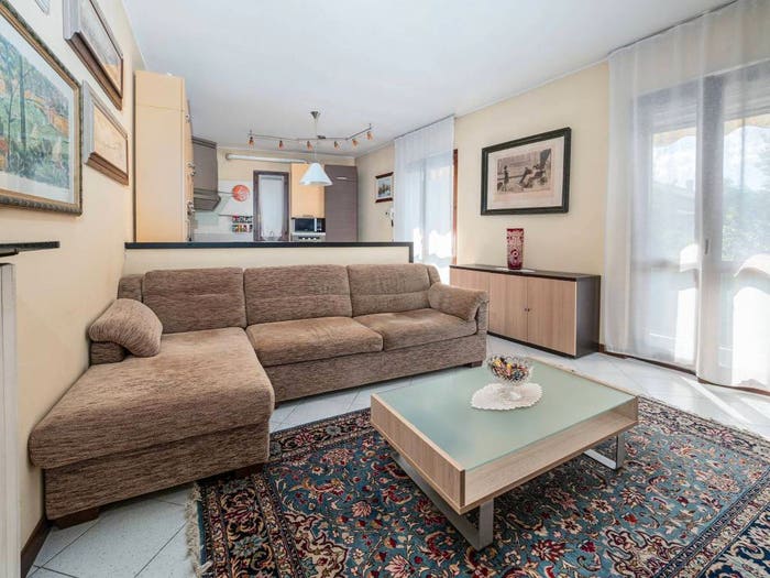 Casa quadrilocale in vendita in via Bottego, Centro, Merone