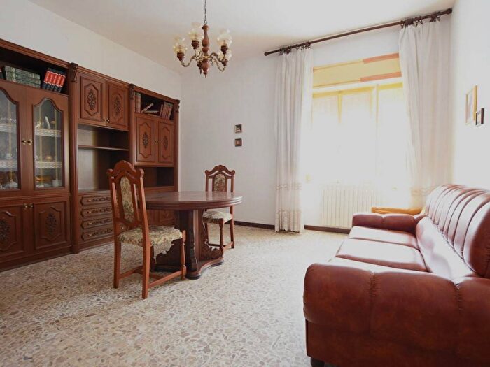 Appartamento con 6 locali in vendita in via Logudoro, Ploaghe