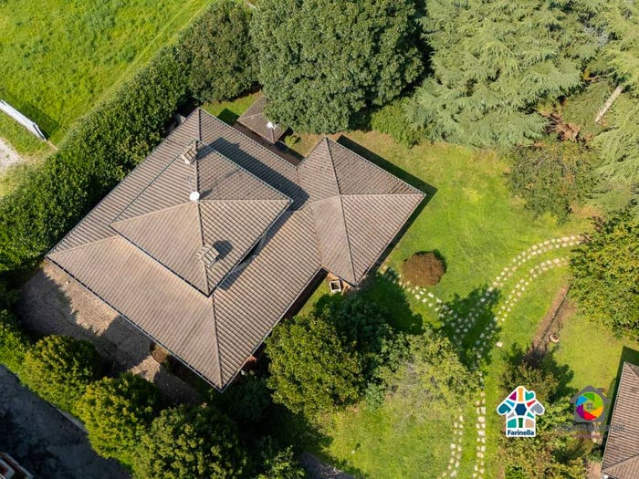 Casa con 6 locali in vendita in Via Carlo Cattaneo, Centro, Carugo