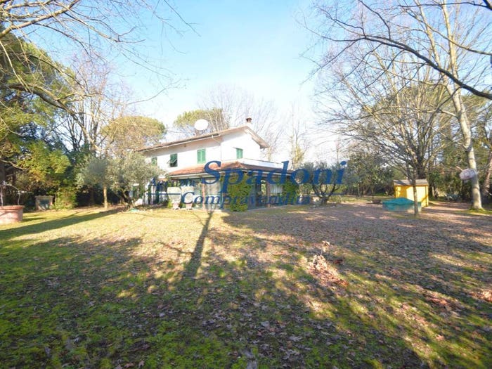 Casa con 6 locali in vendita in Via Biscolla, MontecatiniTerme