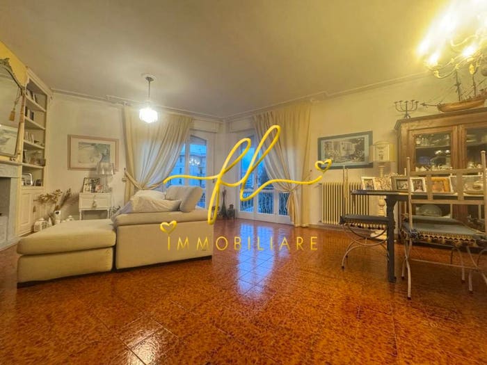 Appartamento con 6 locali in vendita in Via Sandro Pertini, Collesalvetti