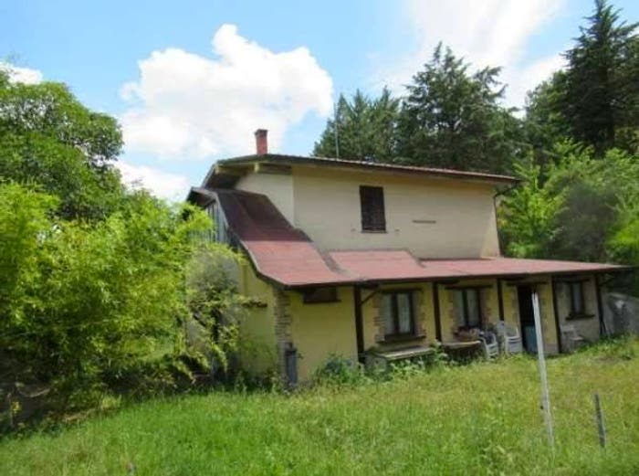 Appartamento con 5 locali in vendita in Frazione Monteluiano, Gubbio