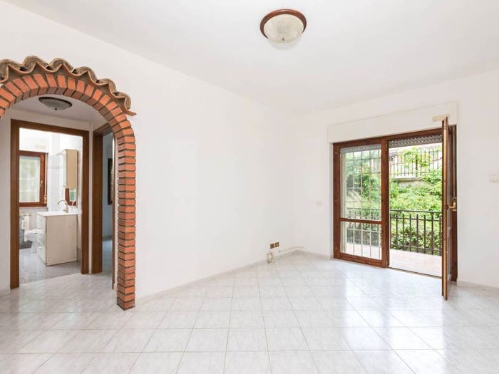 Appartamento trilocale in vendita in Via Santo Spirito, Pavona, Castel Gandolfo