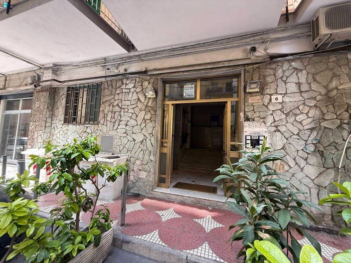 Appartamento bilocale in vendita in Via Divisione Siena, Fuorigrotta, Napoli