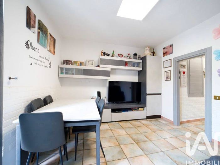 Appartamento con 5 locali in vendita in Via carlo alberto, Abbadia San Salvatore