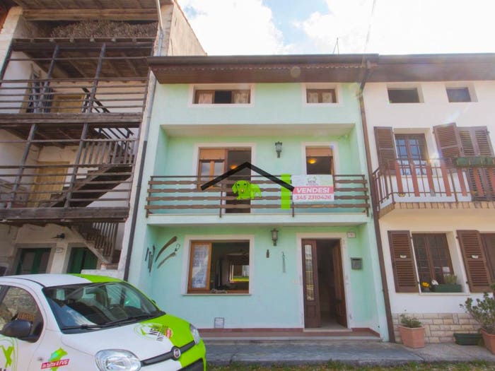 Casa con 6 locali in vendita in Via Bosplans, Andreis