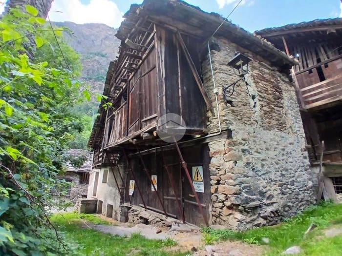 Casa bilocale in vendita in Frazione Sarral, RhemesSaintGeorges