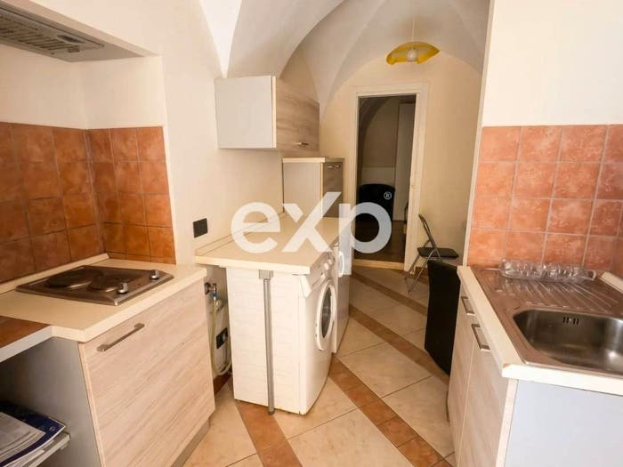 Appartamento trilocale in vendita in Via Umberto, Foce Semeria, Sanremo