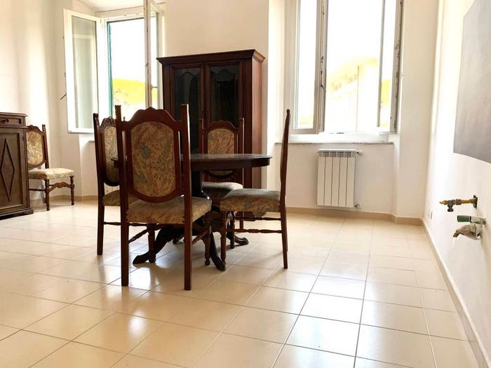 Appartamento trilocale in vendita in Calzabigi, Livorno