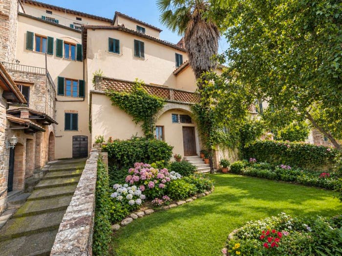Casa con 6 locali in vendita in Centro, Montalcino