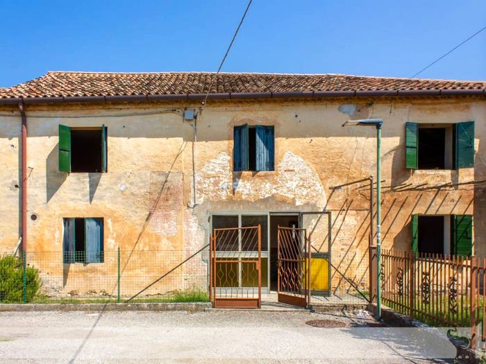 Casa con 5 locali in vendita in Via Cesare Battisti, Vascon, Carbonera