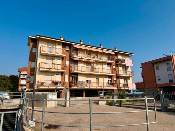 Appartamento quadrilocale in vendita in Corso Bra, Mussotto Corso Asti, Alba
