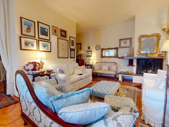 Appartamento con 6 locali in vendita in Via del Rio, Piano di Mommio, Massarosa