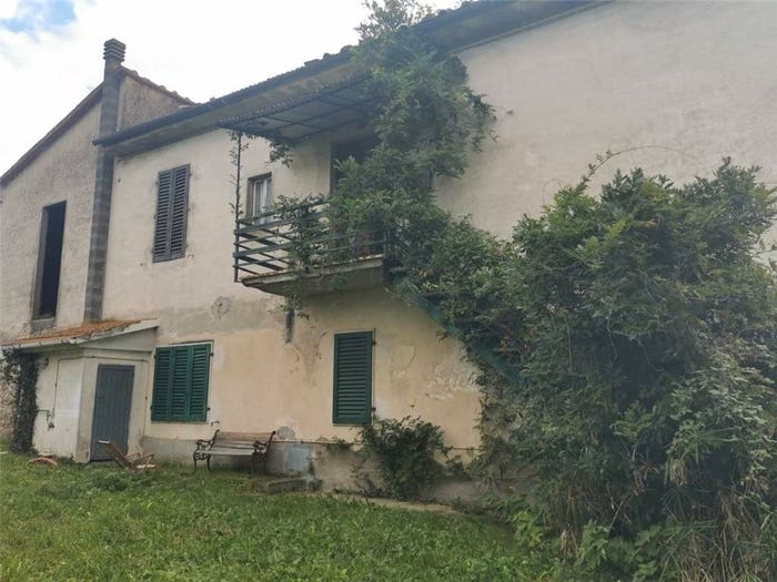 Casa con 6 locali in vendita in TOGLIATTI, Centro, Lamporecchio