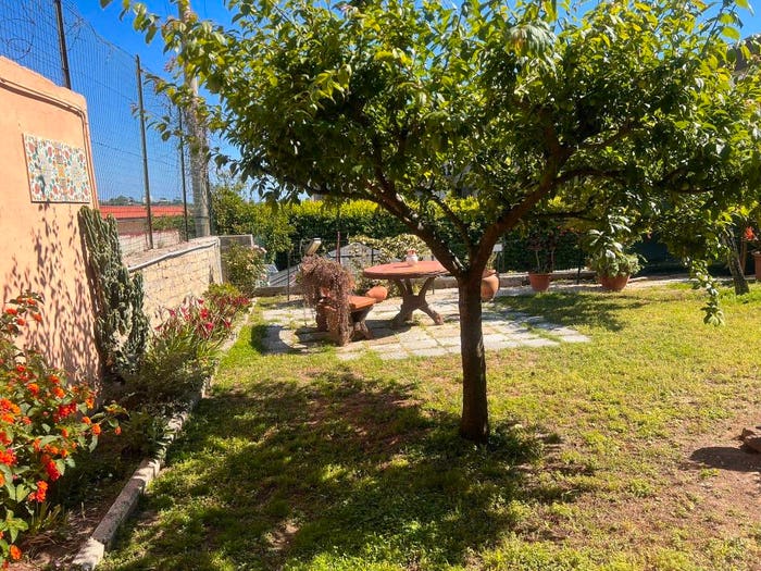 Casa con 6 locali in vendita in Via Pisciarelli, Bagnoli, Napoli