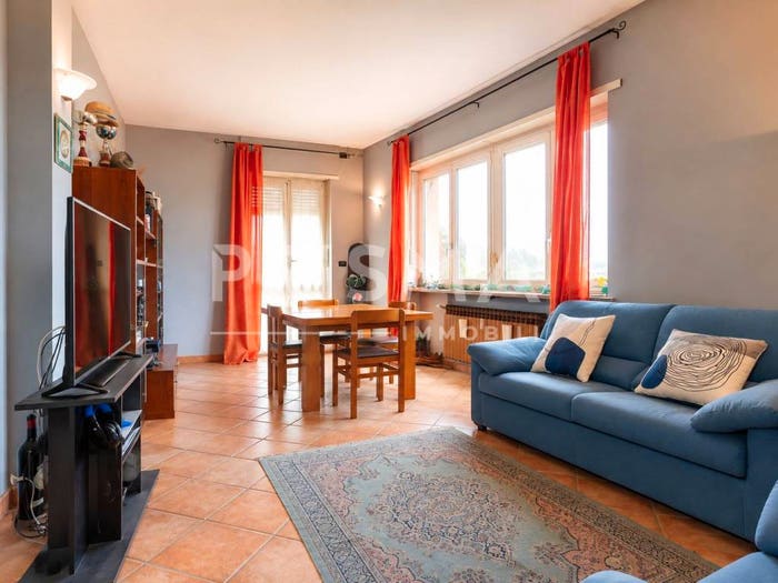 Appartamento quadrilocale in vendita in Strada Bucet, Rosta