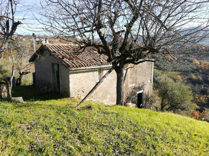 Casa monolocale in vendita in Contrada colli, Olevano Romano