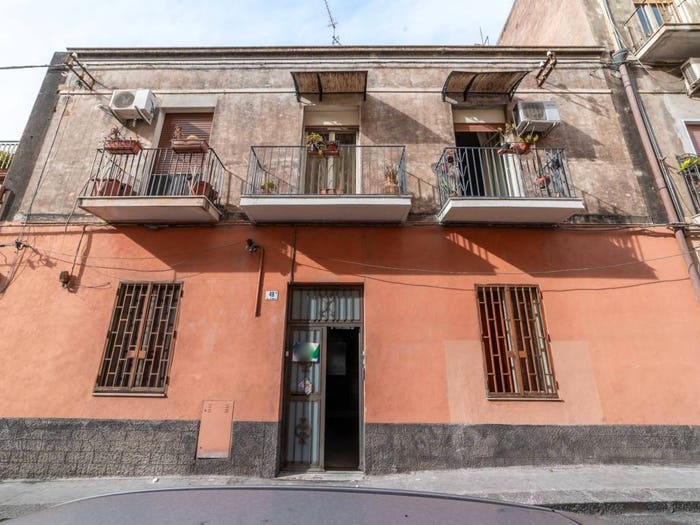 Appartamento trilocale in vendita in Via Giuseppe Borrello, Province Veneto, Catania
