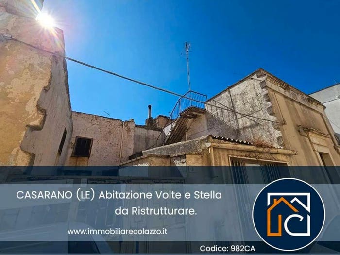 Casa con 5 locali in vendita in Via Minghetti, Casarano