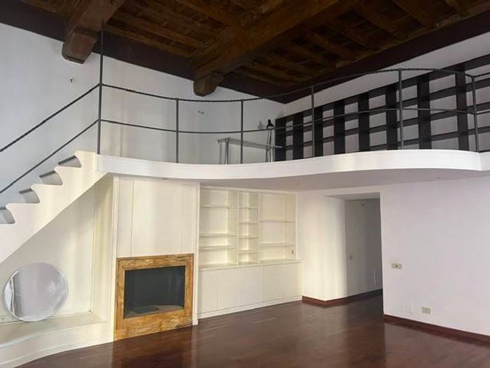 Appartamento con 6 locali in affitto in Via del Moro, Trastevere, Roma