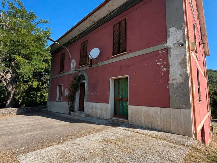 Casa con 6 locali in vendita in Strada Statale Salto Cicolana, Concerviano