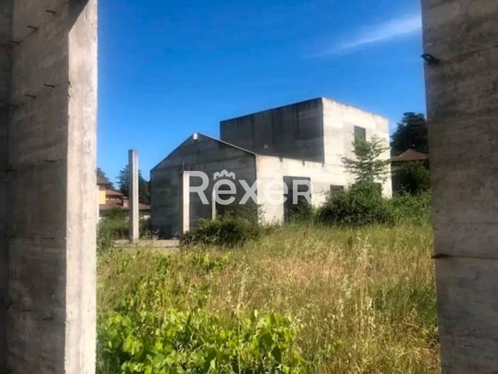 Casa con 6 locali in vendita in Via Sopra, Novi Ligure