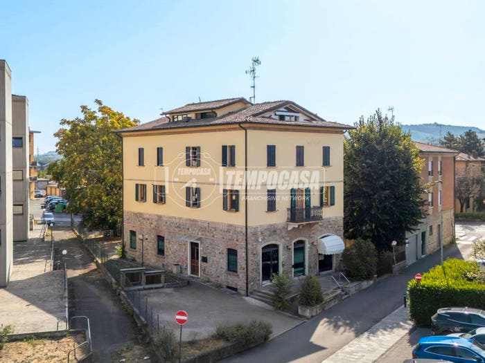Appartamento con 5 locali in vendita in Via Mulino, Centro, Castellarano