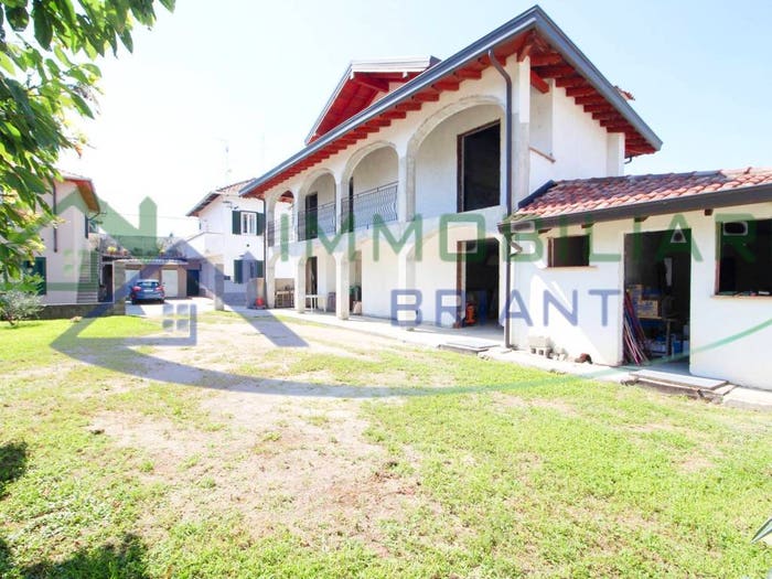 Casa con 5 locali in vendita in Via Vittorio Veneto, Golasecca