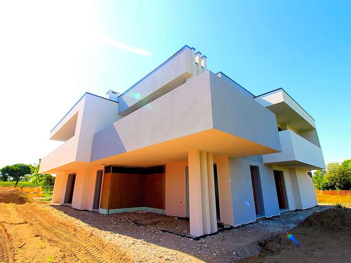 Casa quadrilocale in vendita in Via Novara, Lignano Sabbiadoro