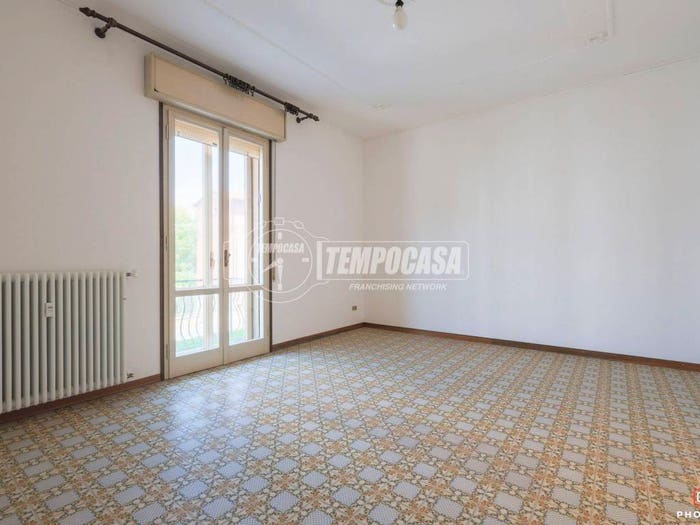 Appartamento quadrilocale in vendita in Via Coraglia, Centro Storico, Imola