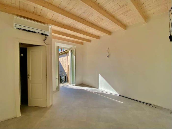 Appartamento bilocale in vendita in Via Molteni, Sirone