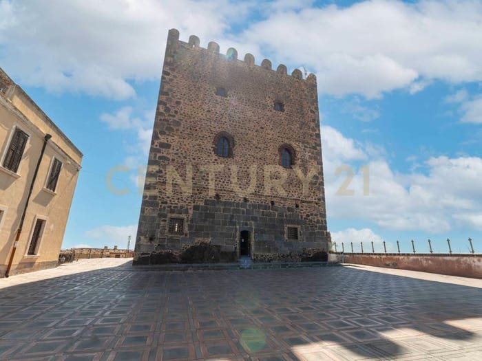 Casa quadrilocale in vendita in Via Alessandro Manzoni, Motta Sant'Anastasia