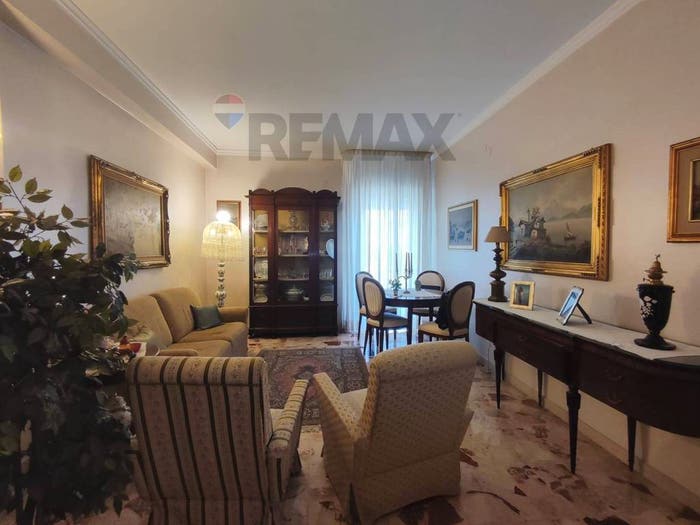Appartamento con 5 locali in vendita in Viale Teracati, Santa Panagia Teracati, Siracusa