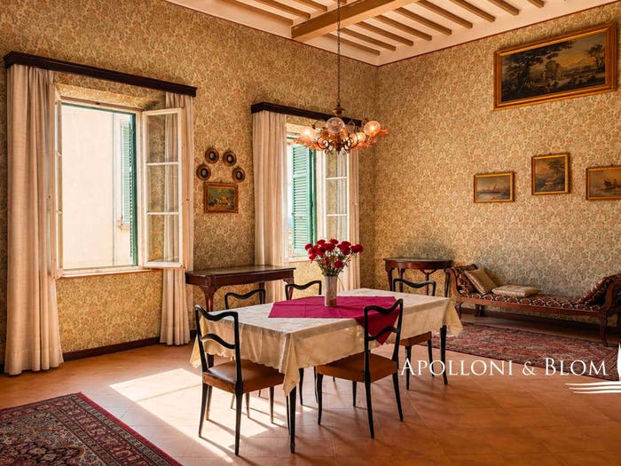 Appartamento con 6 locali in vendita in Alcide Vignai, Montepulciano