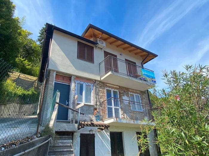 Appartamento bilocale in vendita in Via delle Coste, Centro, CadeglianoViconago