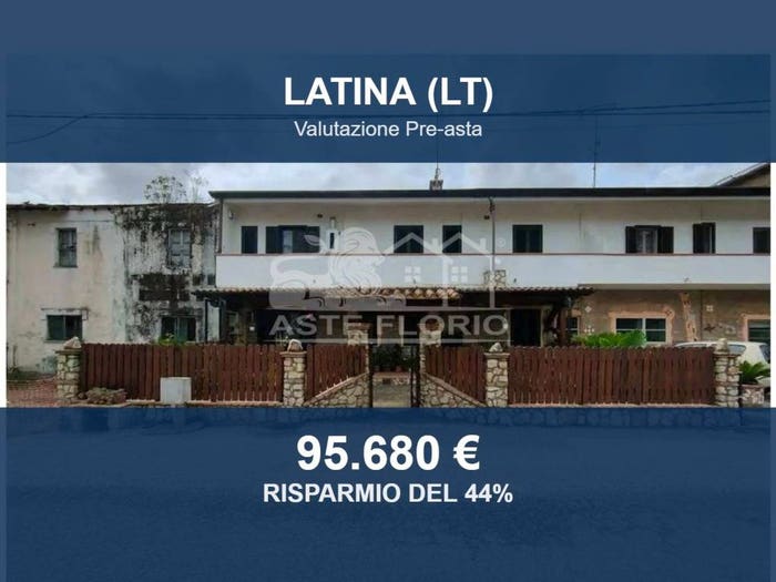 Appartamento con 6 locali in vendita in Strada Pantano d'Inferno, Latina Scalo Borgo Carso, Latina