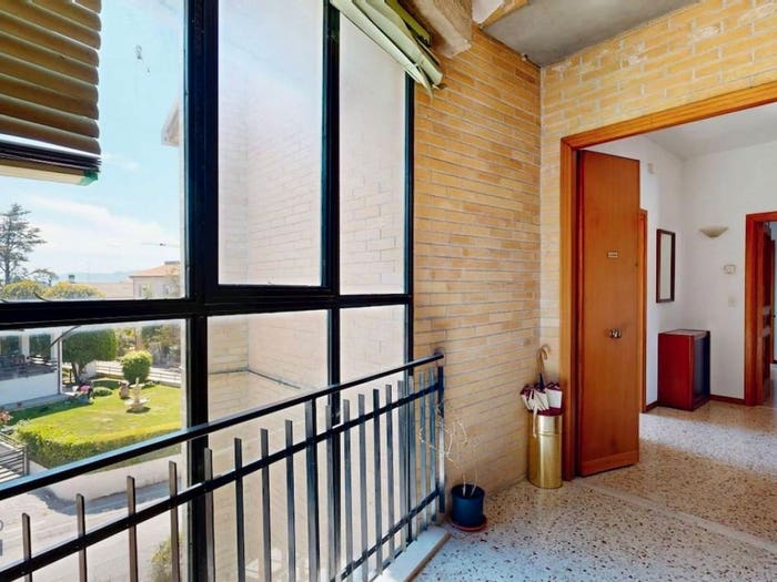Appartamento quadrilocale in vendita in Via Ettore Sesti, Via Piave, Foligno