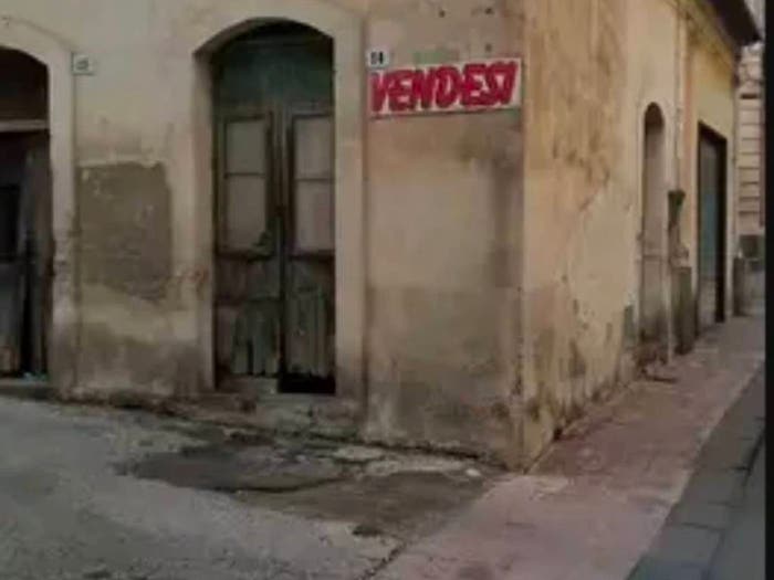 Appartamento trilocale in vendita in Via Camillo Benso di Cavour Ronco, Centro, Carlentini