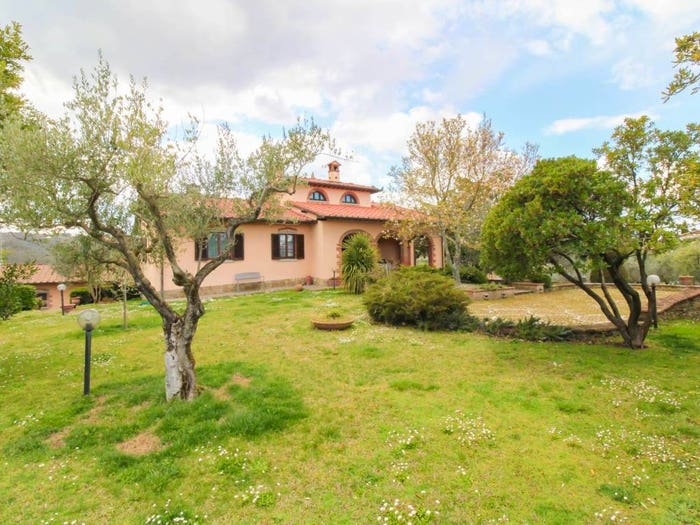 Casa con 6 locali in vendita in Torricella, Monte San Savino